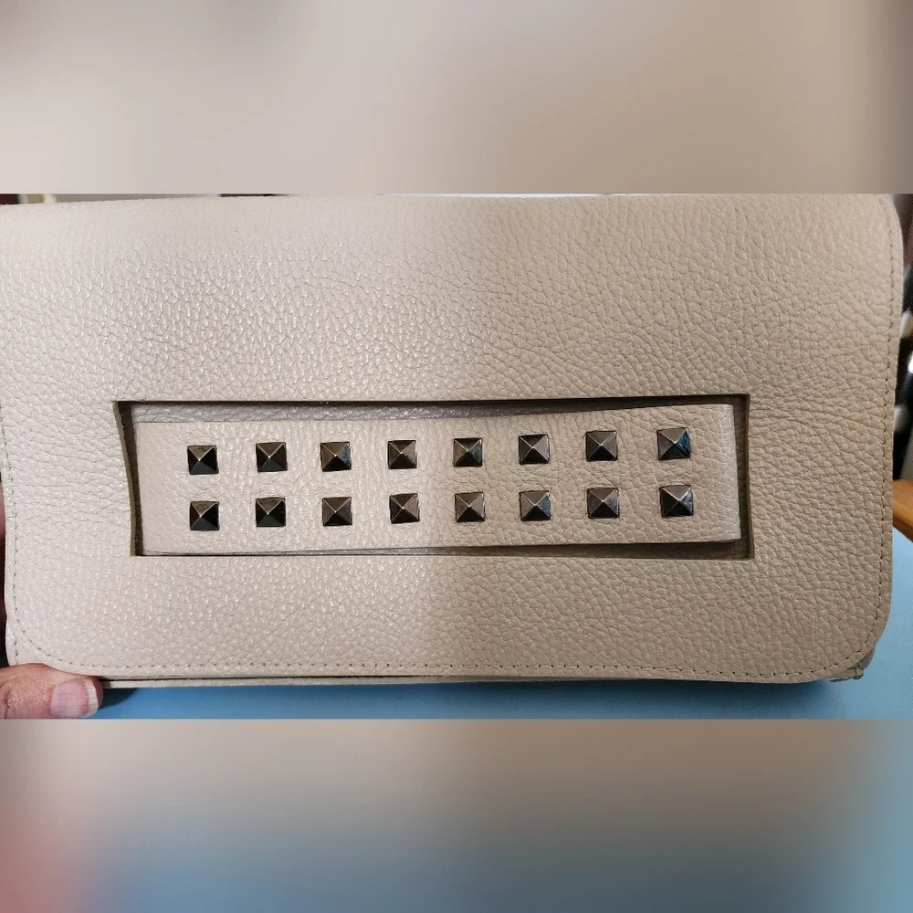 NWOT Revolve House of Harlow 1960‎ Cream White Leather Stud Clutch Crossbody Bag